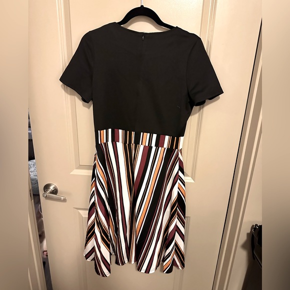 Career striped dress NWT - Picture 2 of 3